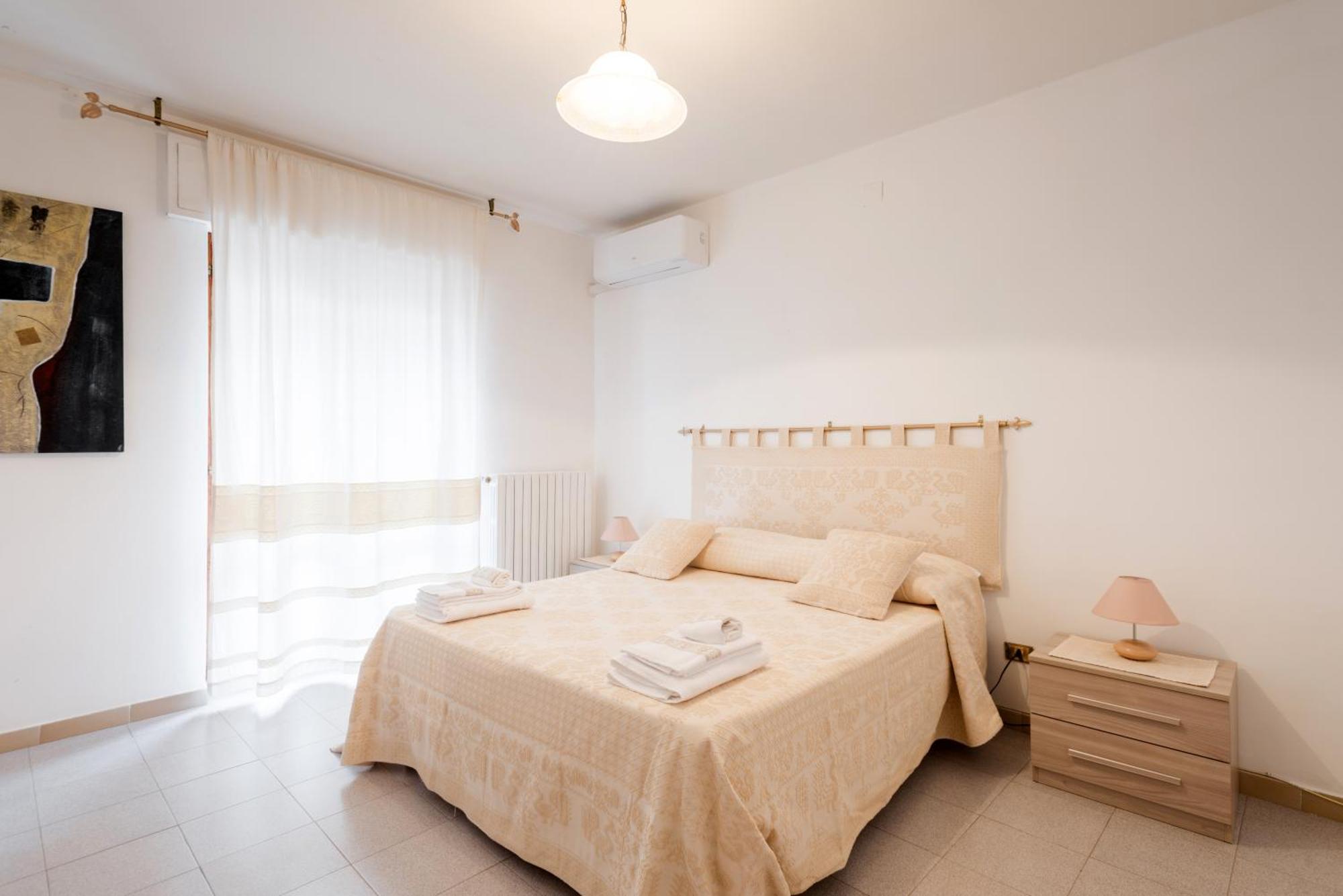 Sunway Apartments ألغيرو المظهر الخارجي الصورة